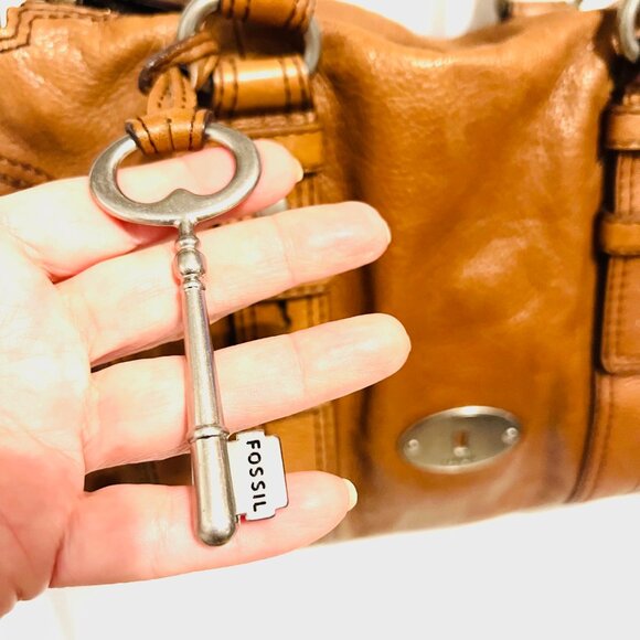 Fossil Vintage Camel/Brown Tote/Satchel Purse Bag-Soft Glove Leather-Roomy-Zip - Picture 6 of 15